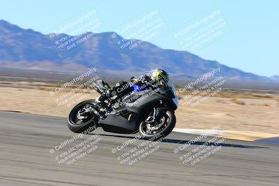 media/Jan-09-2022-SoCal Trackdays (Sun) [[2b1fec8404]]/Turn 8 (1045am)/